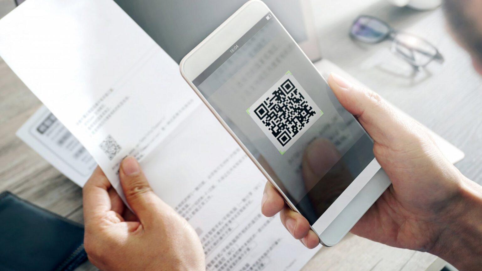 What are QR codes used for? - eQRCodes.com